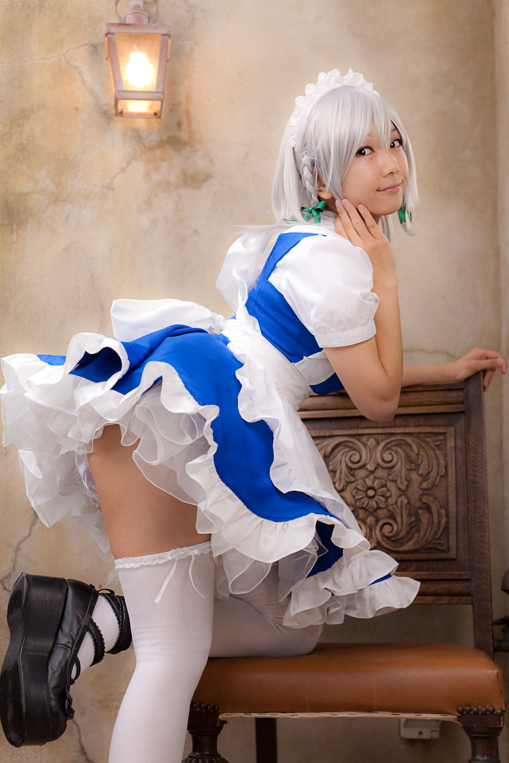 cosplay美女套图 c77 Sakuya Izayoi　白丝假发扮相(1)